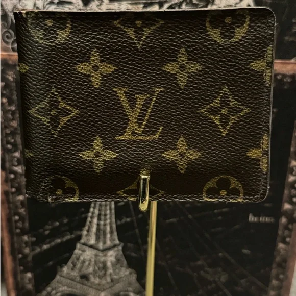 Louis Vuitton men’s multiple monogram wallet.